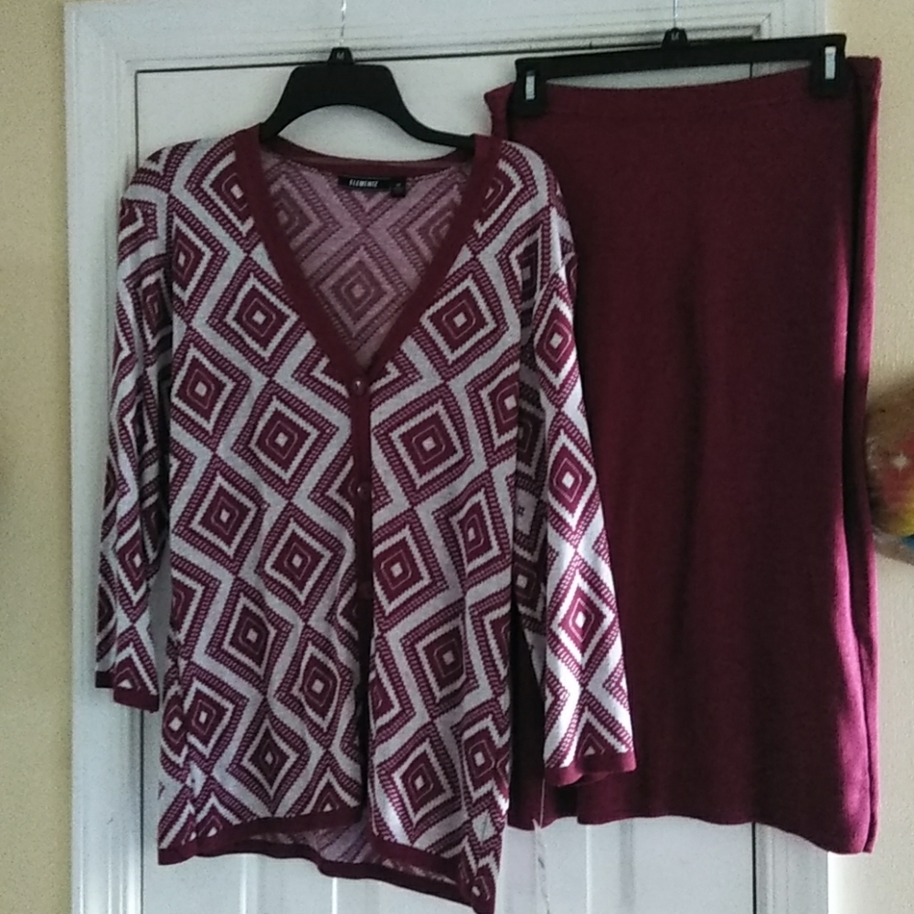 Macy's Gorgeou and comfortable 2pc matching outfit